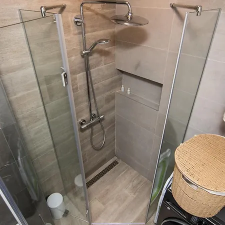 Super Luxury Flat For 2 In Deluxe Azur Appartement